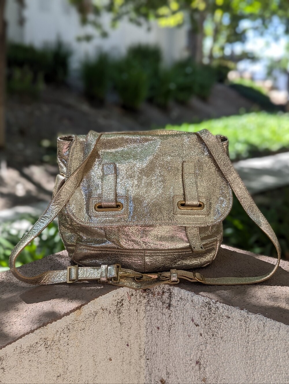 YSL Yves Saint Laurent Metallic Gold Leather Besace Messenger Shoulder Bag $1800